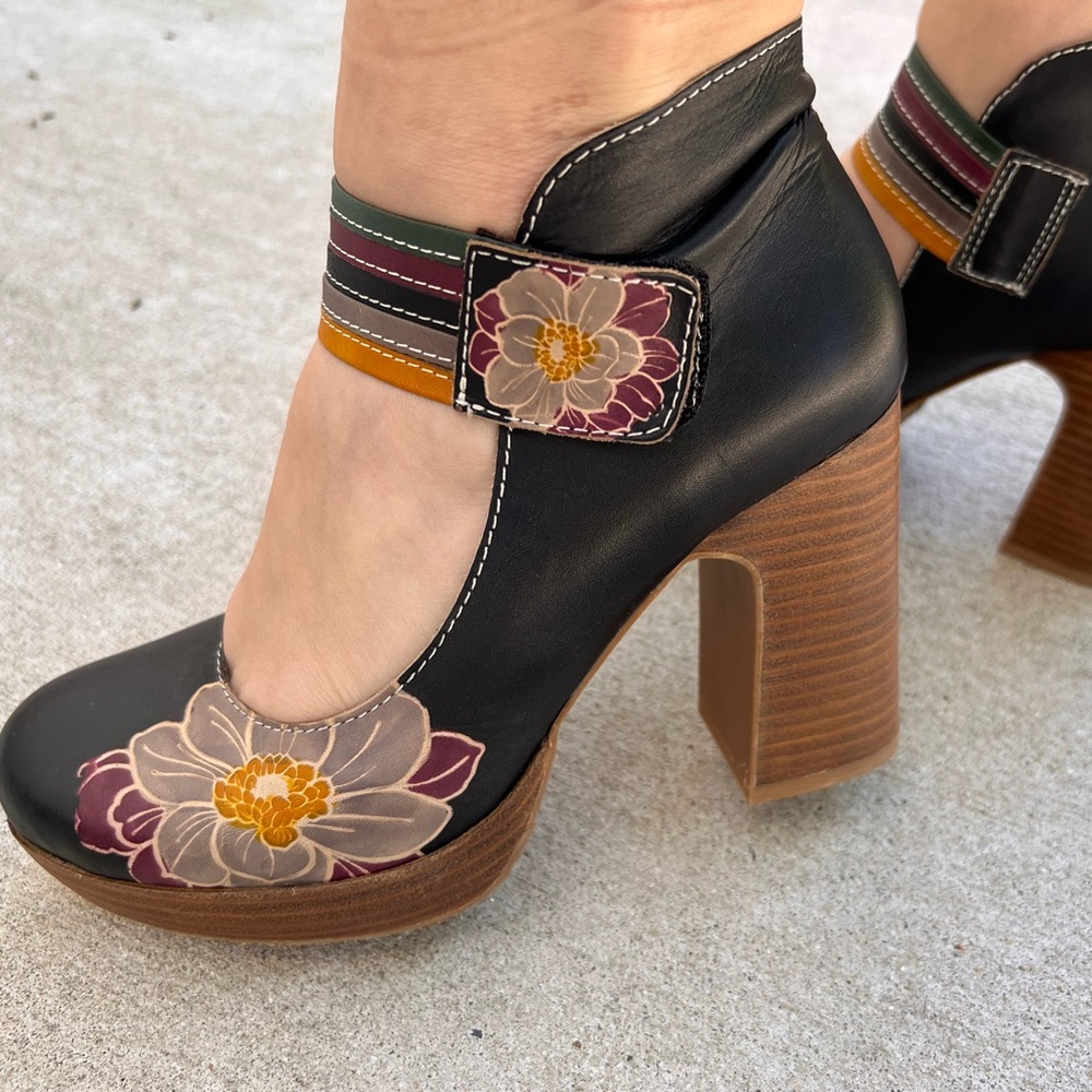 L’Artiste Floral Block Heels